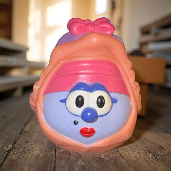 Big Idea Vintage Veggie Tales Nona Madame Blueberry Figure A32 - Picture 1 of 7